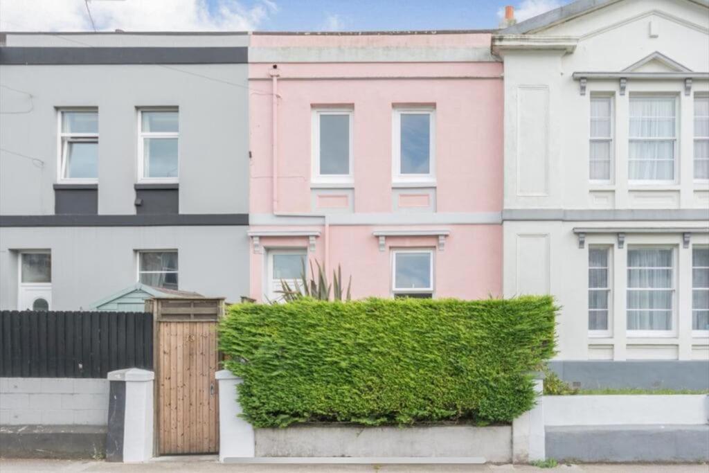 토키 The Pink House 아파트 외부 사진